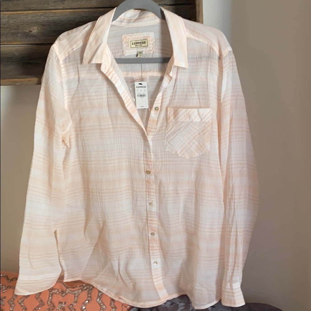 NWT boyfriend express shirt.